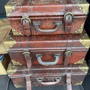 3 Vintage Wooden Nesting Steamer Trunk Suitcases Replica Travel Trunks Display